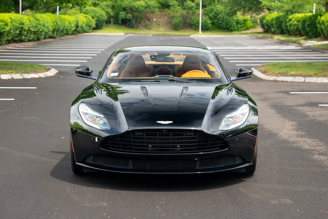2017 Aston Martin DB11 - Image 17 of 31