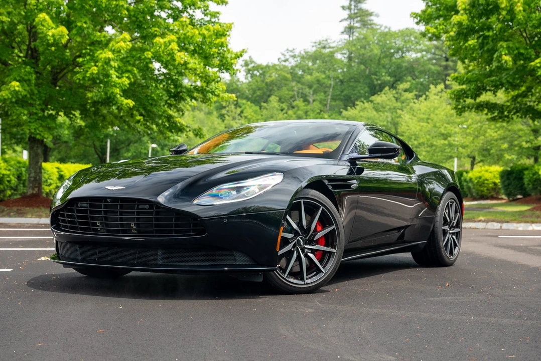 2017 Aston Martin DB11 - Image 15 of 31