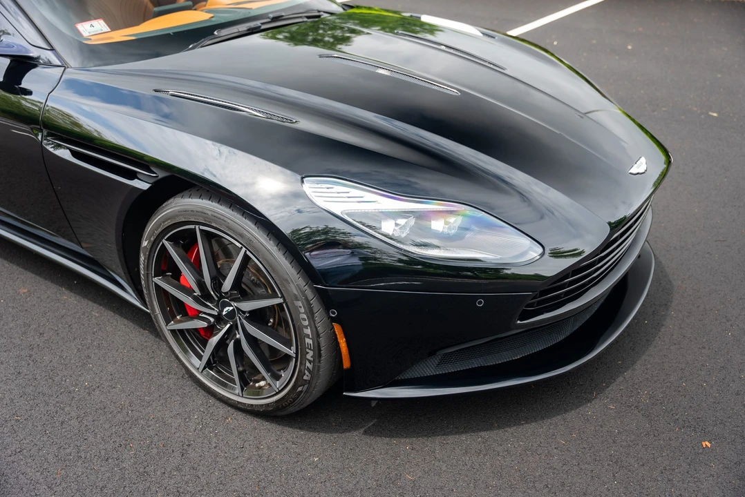 2017 Aston Martin DB11 - Image 26 of 31