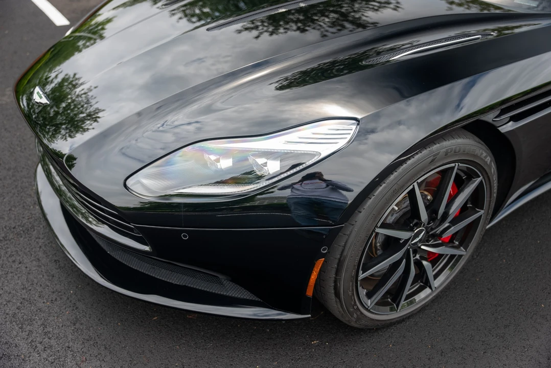 2017 Aston Martin DB11 - Image 30 of 31