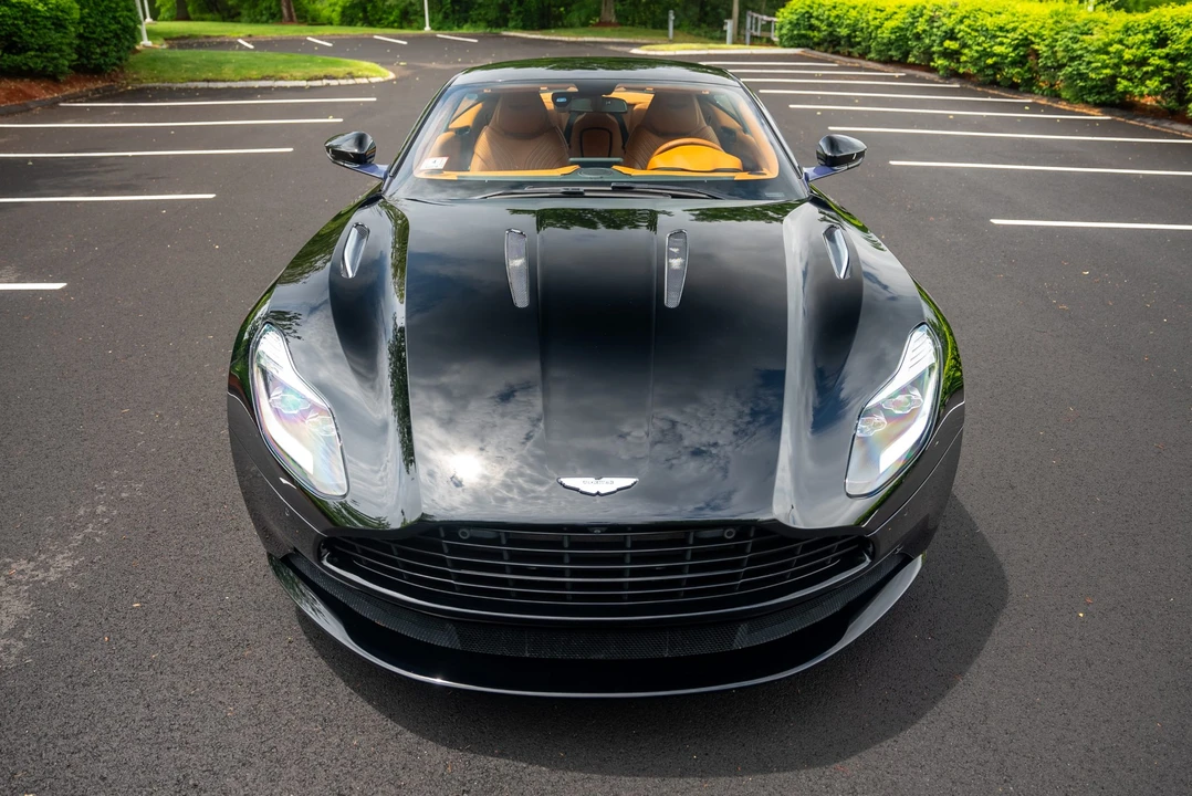 2017 Aston Martin DB11 - Image 18 of 31