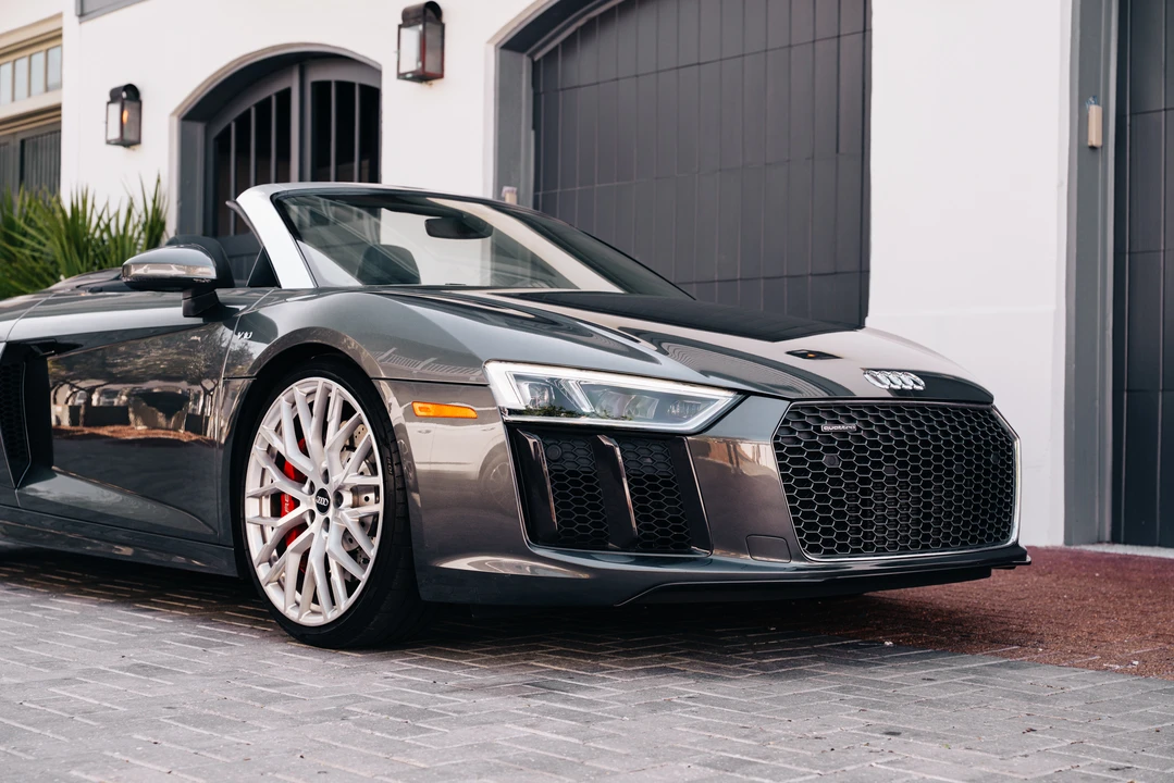 2017 Audi 4S R8 - Image 26 of 31