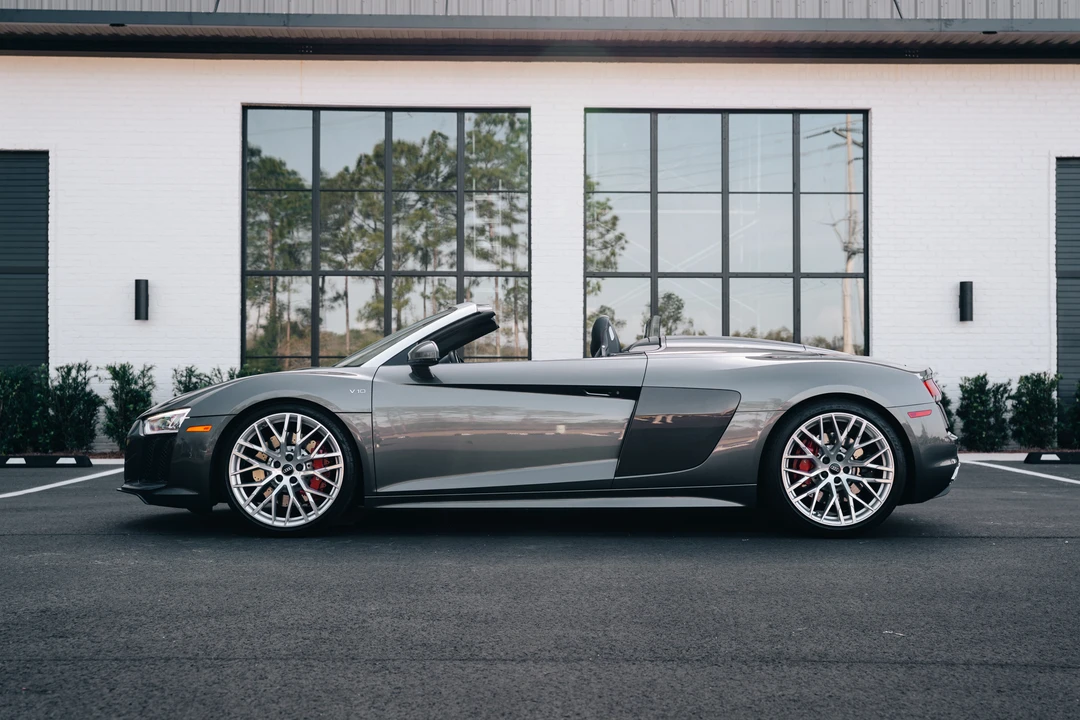 2017 Audi 4S R8 - Image 9 of 31