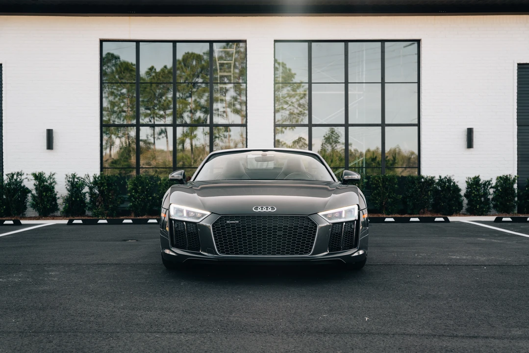 2017 Audi 4S R8 - Image 4 of 31