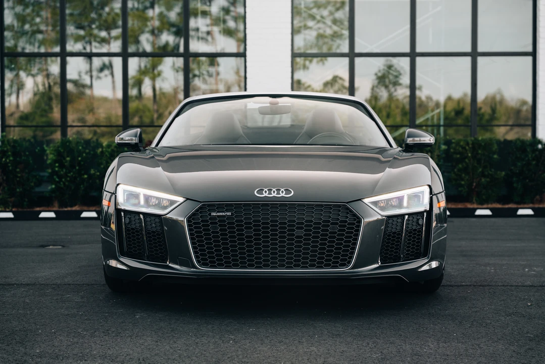 2017 Audi 4S R8 - Image 5 of 31