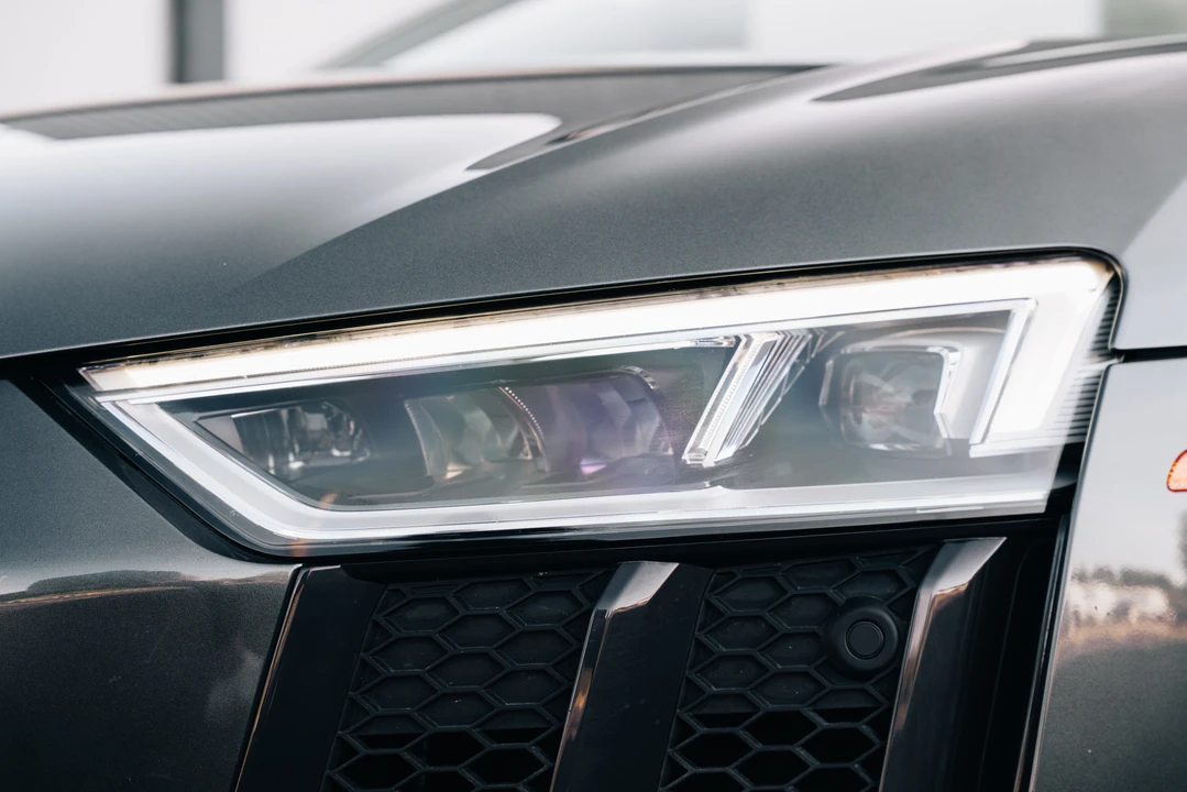2017 Audi 4S R8 - Image 31 of 31