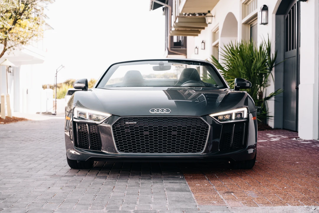 2017 Audi 4S R8 - Image 19 of 31