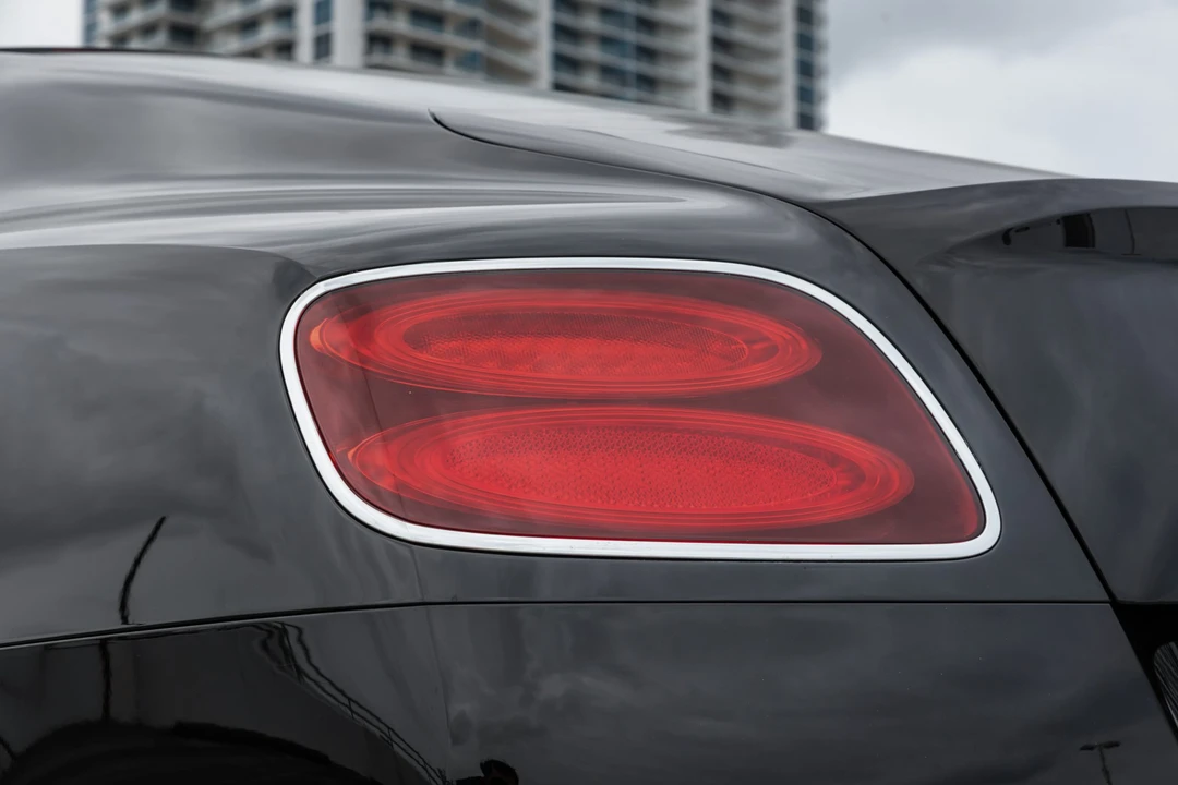 2017 Bentley Continental GT V8 2nd Gen - Image 13 of 31