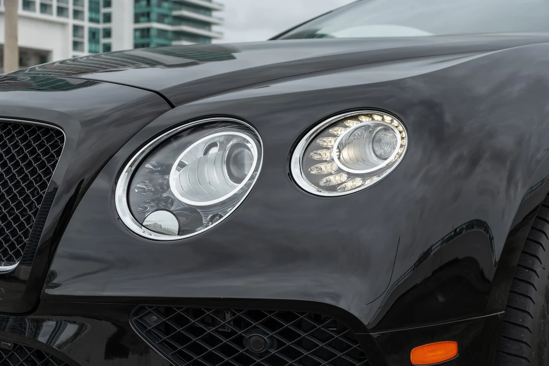 2017 Bentley Continental GT V8 2nd Gen - Image 11 of 31