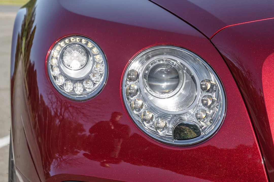 2017 Bentley Continental GT V8 2nd Gen - Image 19 of 31