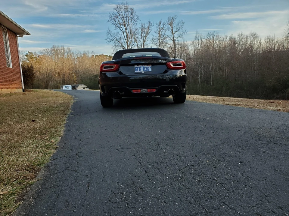 2017 Fiat 124 Spider - Image 15 of 31
