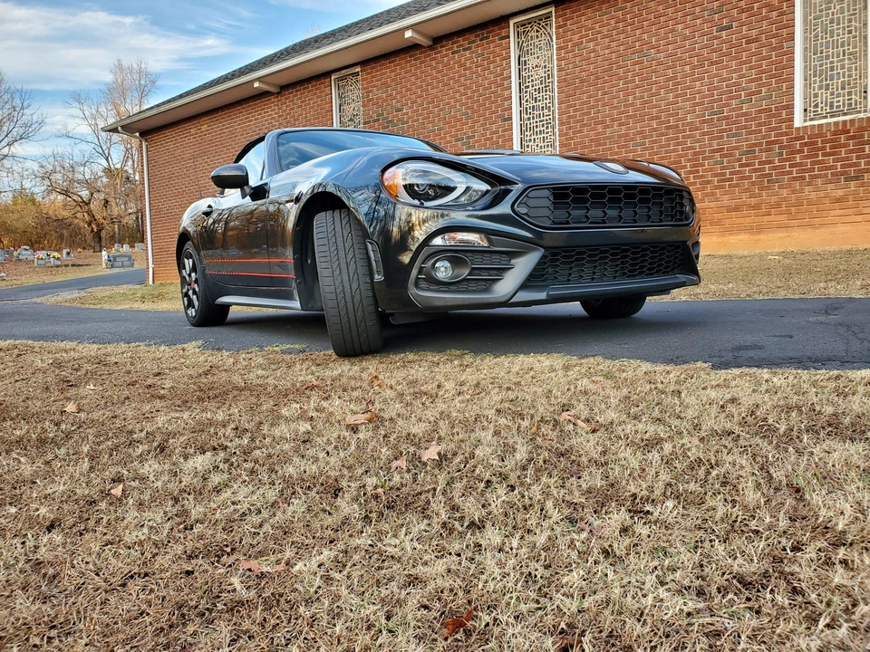 2017 Fiat 124 Spider - Image 25 of 31