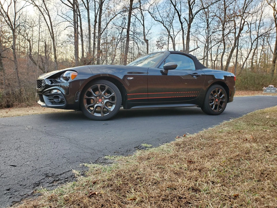 2017 Fiat 124 Spider - Image 5 of 31