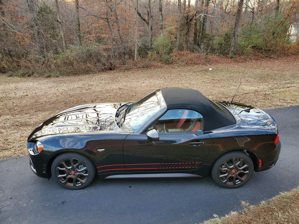 2017 Fiat 124 Spider - Image 8 of 31