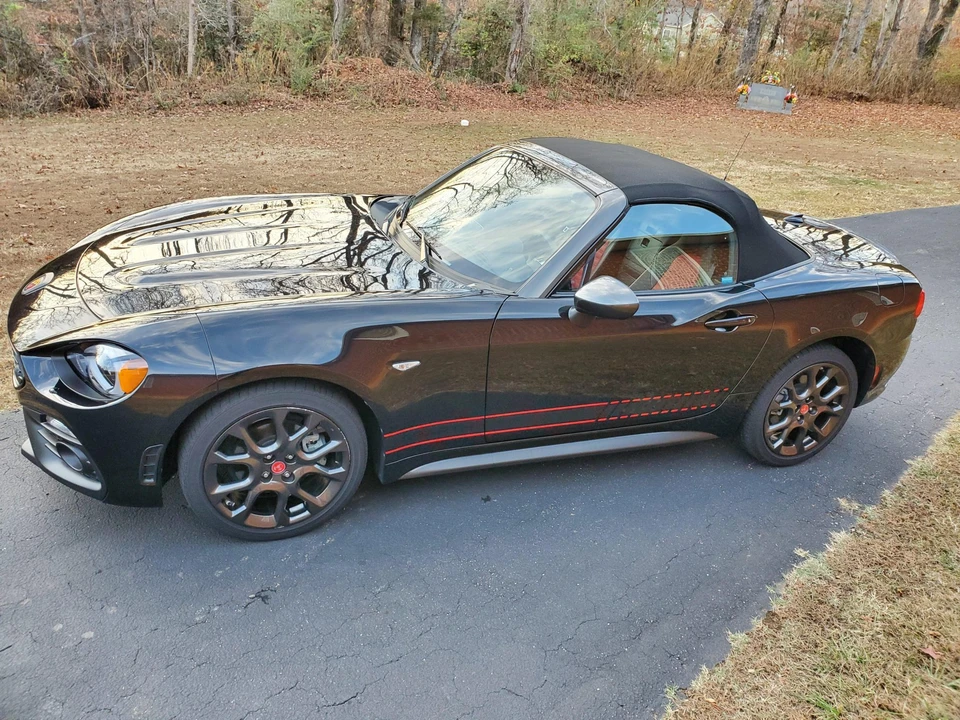 2017 Fiat 124 Spider - Image 4 of 31
