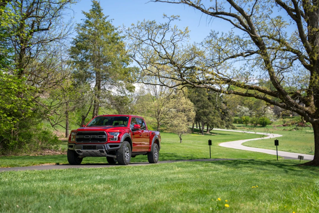 2017 Ford F-150 Raptor 13th Gen - Image 26 of 31