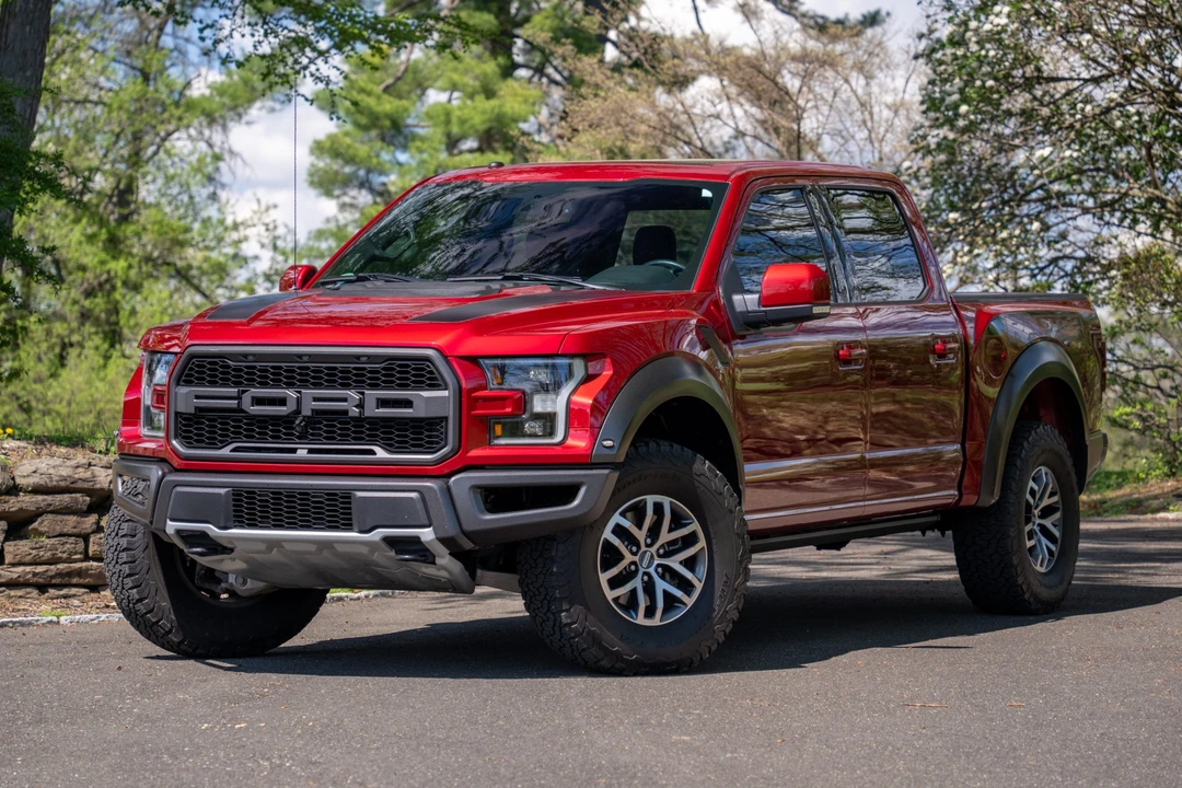 2017 Ford F-150 Raptor 13th Gen - Image 29 of 31