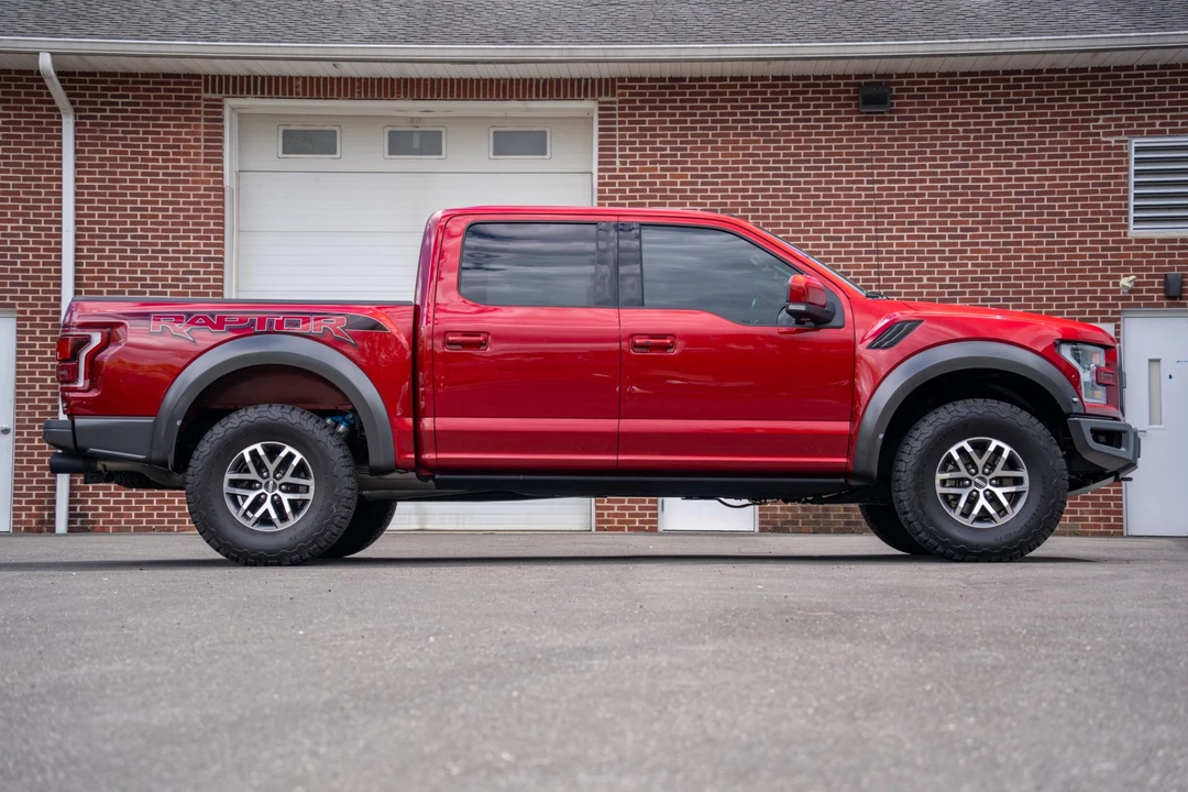 2017 Ford F-150 Raptor 13th Gen - Image 18 of 31