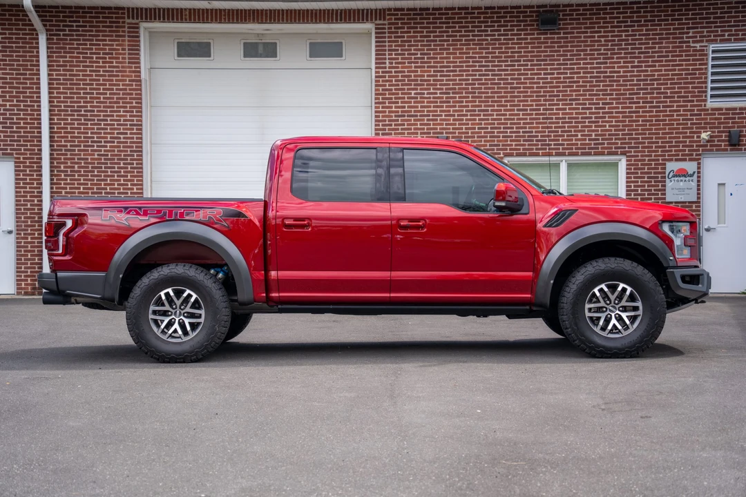 2017 Ford F-150 Raptor 13th Gen - Image 19 of 31