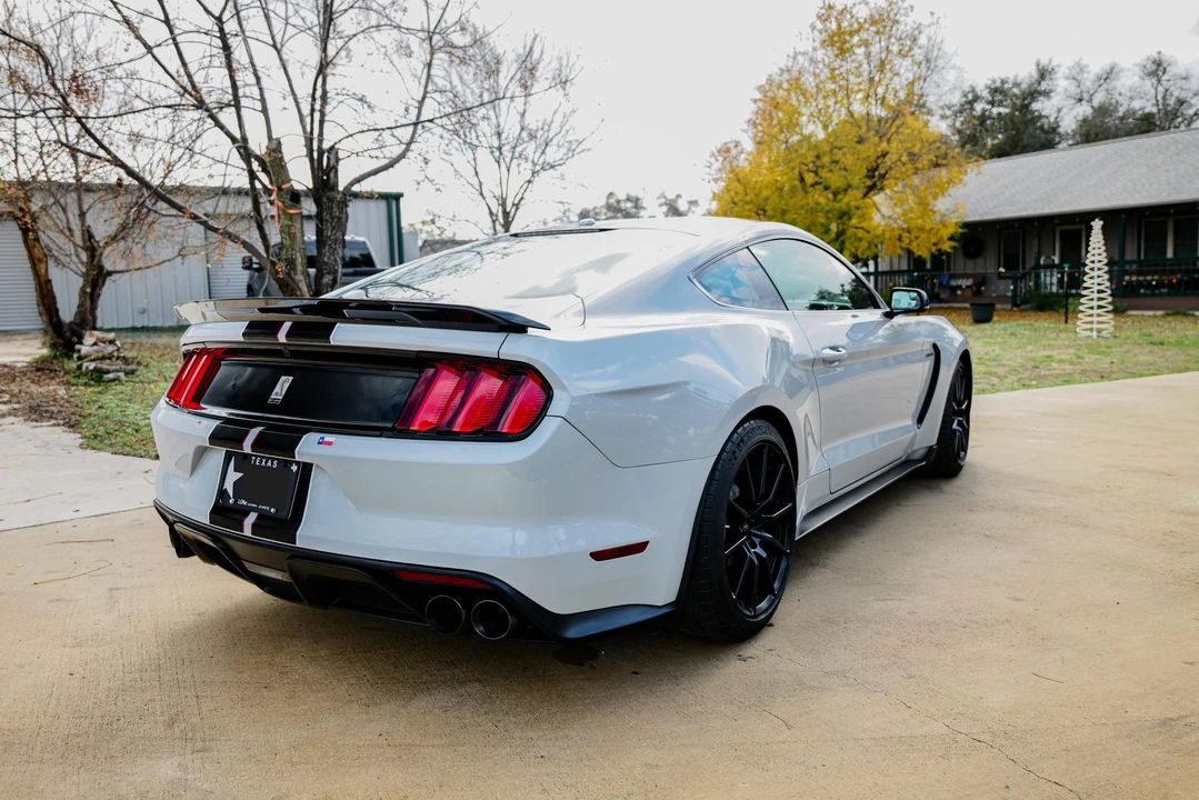 2017 Ford S550 Shelby Mustang GT350 - Image 5 of 31