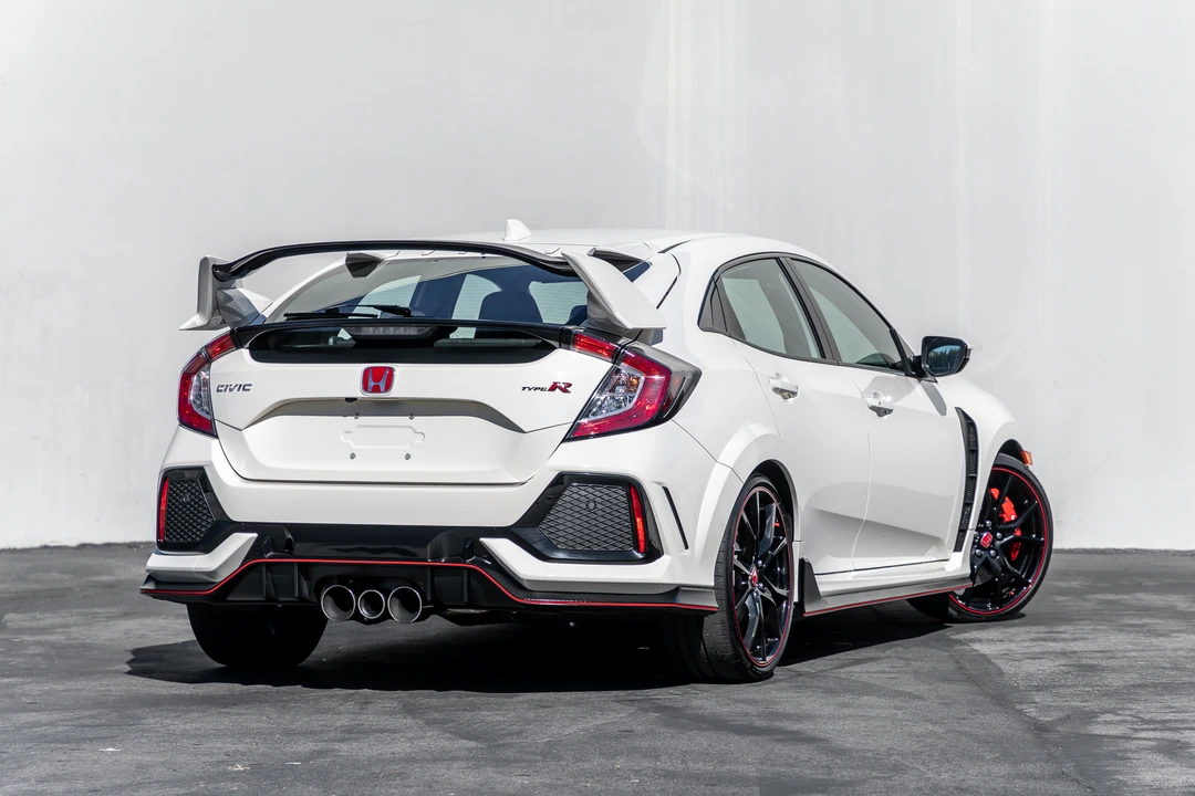 2017 Honda FK8 Civic Type R - Image 13 of 31