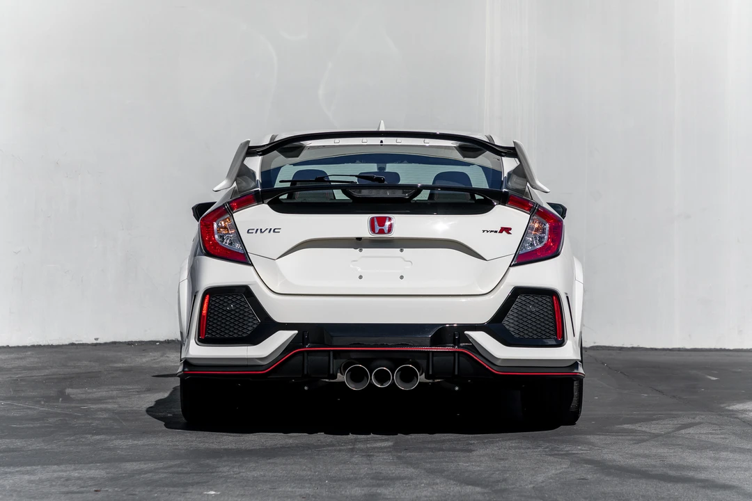 2017 Honda FK8 Civic Type R - Image 11 of 31