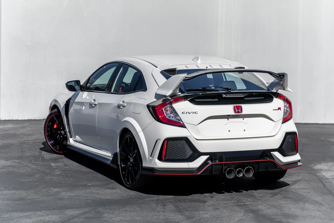 2017 Honda FK8 Civic Type R - Image 10 of 31