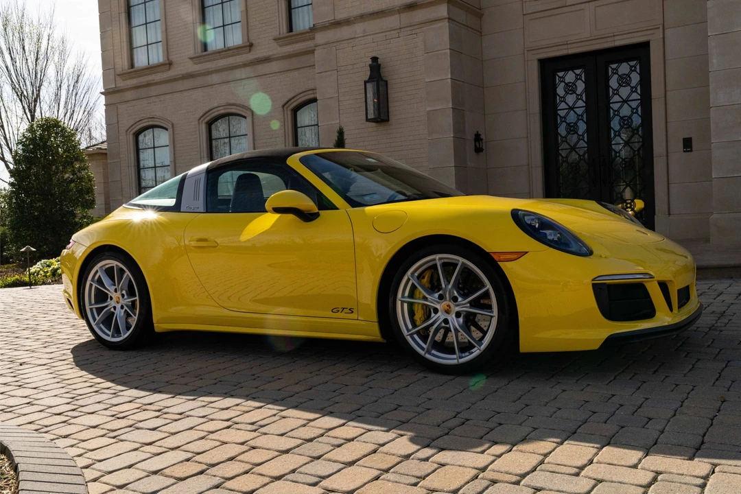 2017 Porsche 991 Targa 4 GTS - Image 13 of 31