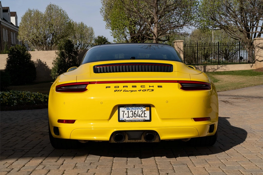 2017 Porsche 991 Targa 4 GTS - Image 9 of 31
