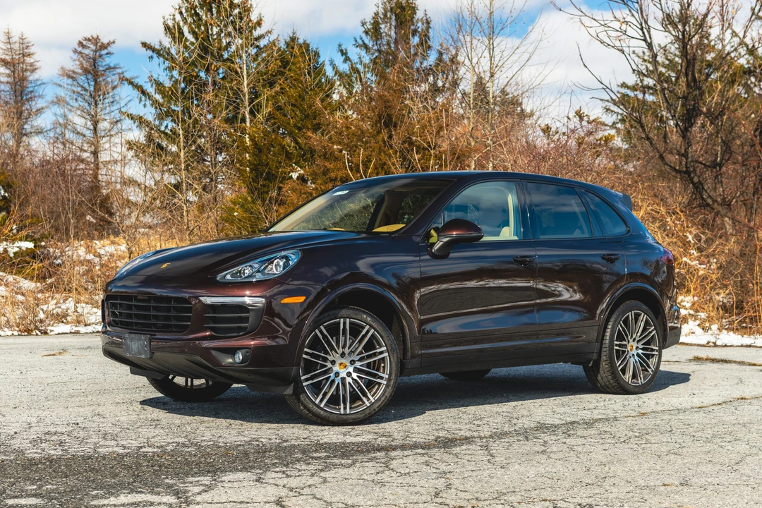 2017 Porsche 958 Cayenne - Image 24 of 31