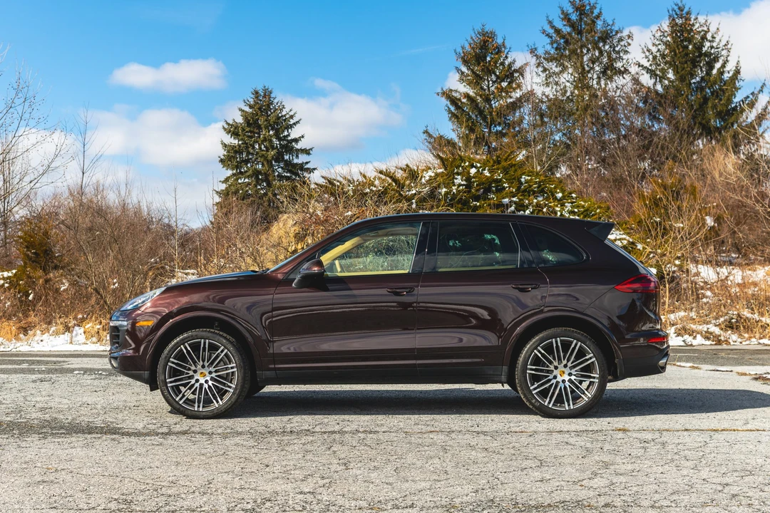 2017 Porsche 958 Cayenne - Image 30 of 31