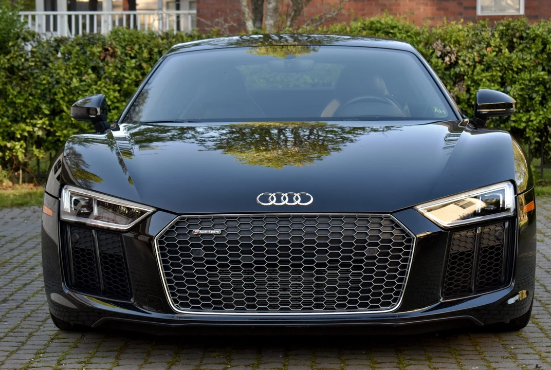 2018 Audi 4S R8 - Image 15 of 31