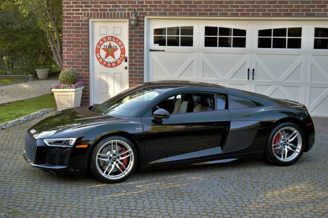 2018 Audi 4S R8 - Image 27 of 31