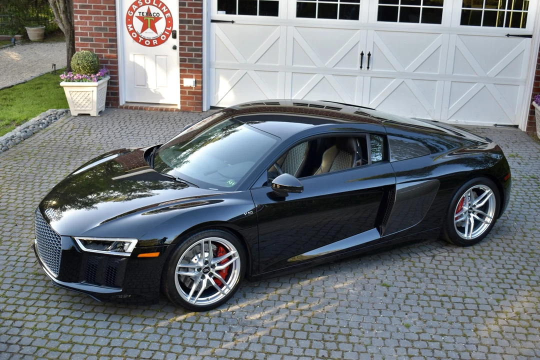 2018 Audi 4S R8 - Image 26 of 31