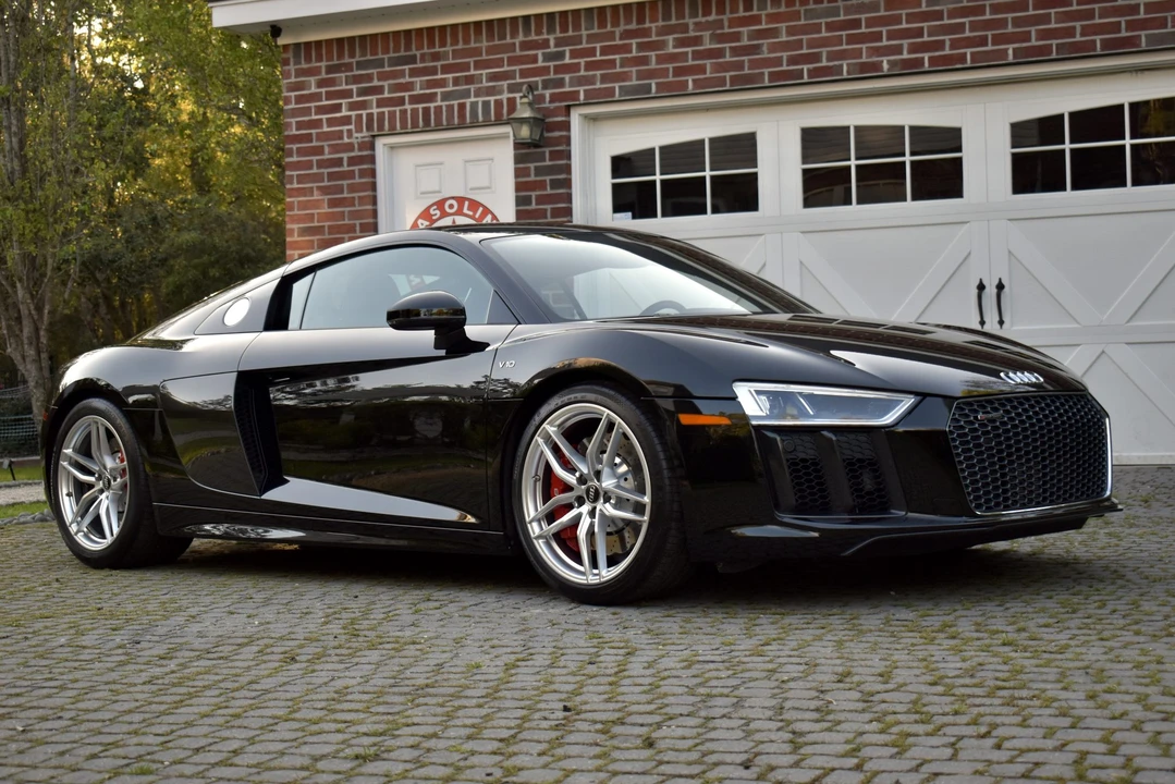 2018 Audi 4S R8 - Image 7 of 31