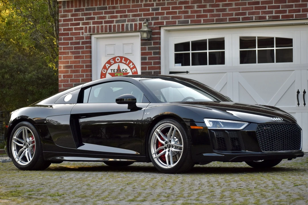 2018 Audi 4S R8 - Image 5 of 31