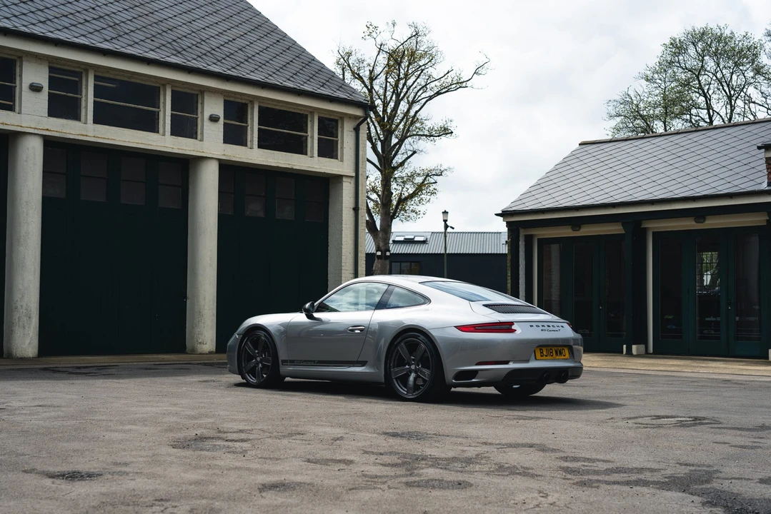 2018 Porsche 991 Carrera T - Image 12 of 31