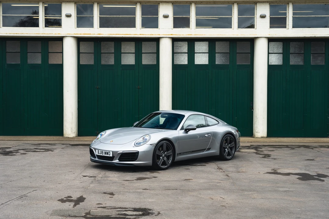 2018 Porsche 991 Carrera T - Image 5 of 31