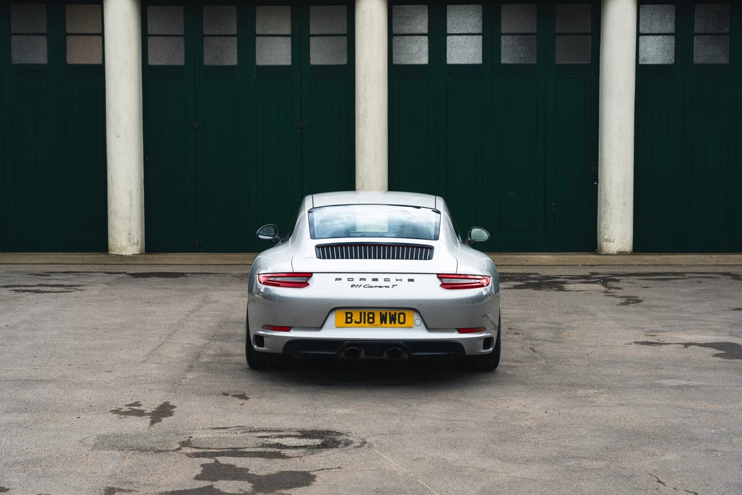 2018 Porsche 991 Carrera T - Image 14 of 31