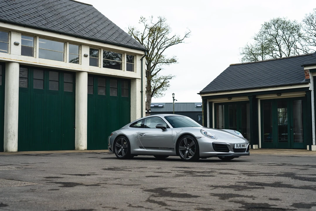 2018 Porsche 991 Carrera T - Image 24 of 31