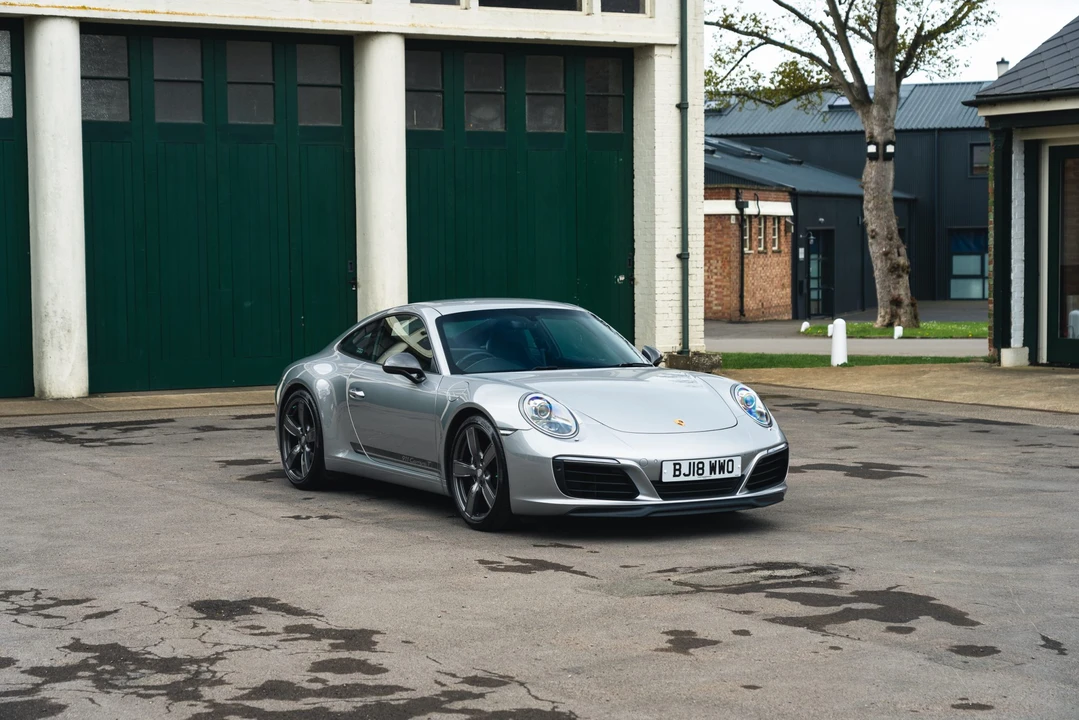 2018 Porsche 991 Carrera T - Image 26 of 31