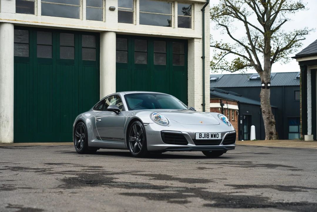 2018 Porsche 991 Carrera T - Image 28 of 31