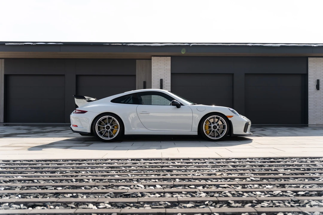 2018 Porsche 991 GT3 - Image 5 of 31