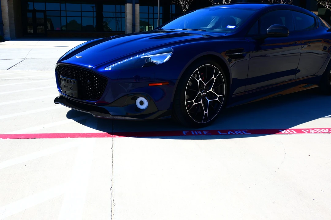 2019 Aston Martin Rapide - Image 23 of 31