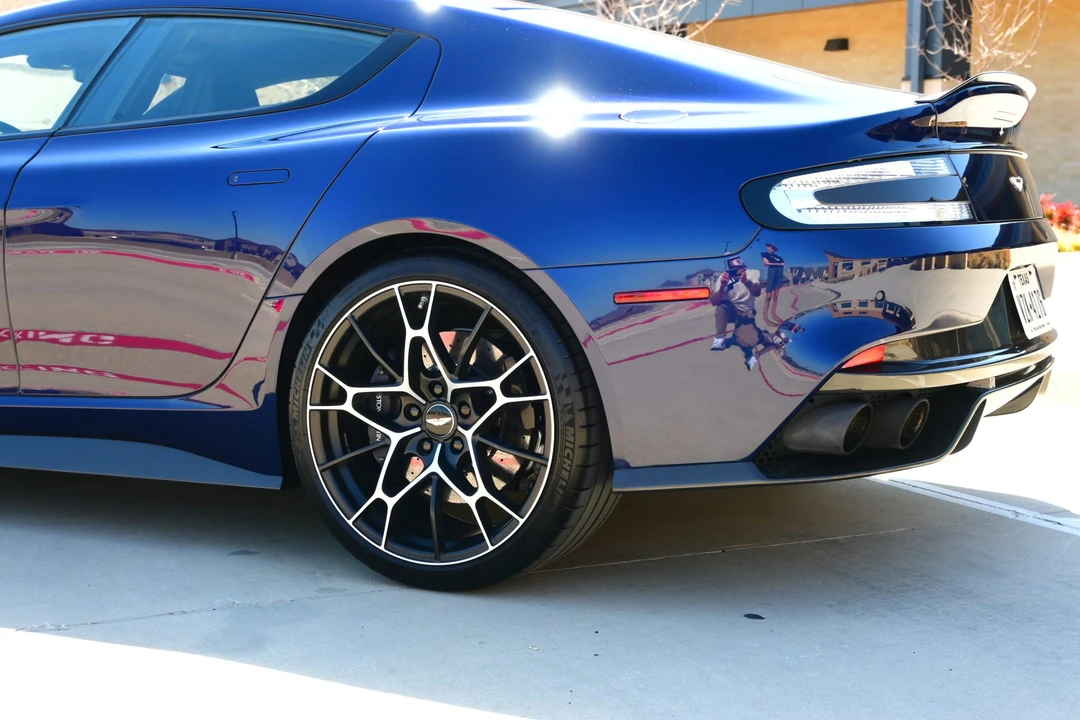 2019 Aston Martin Rapide - Image 31 of 31