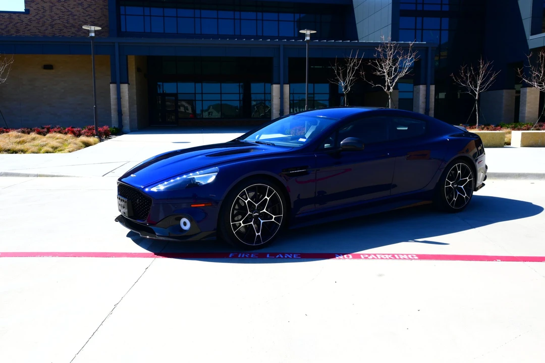 2019 Aston Martin Rapide - Image 13 of 31