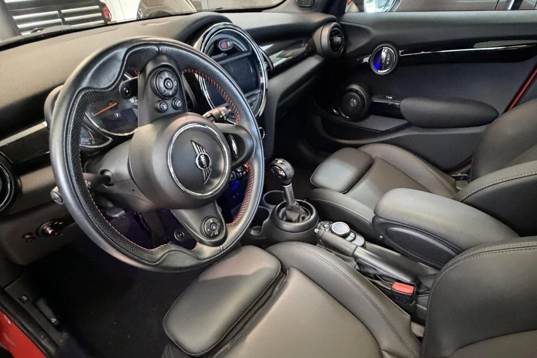 2019 Mini Mini Cooper S 3rd Gen - Image 5 of 7