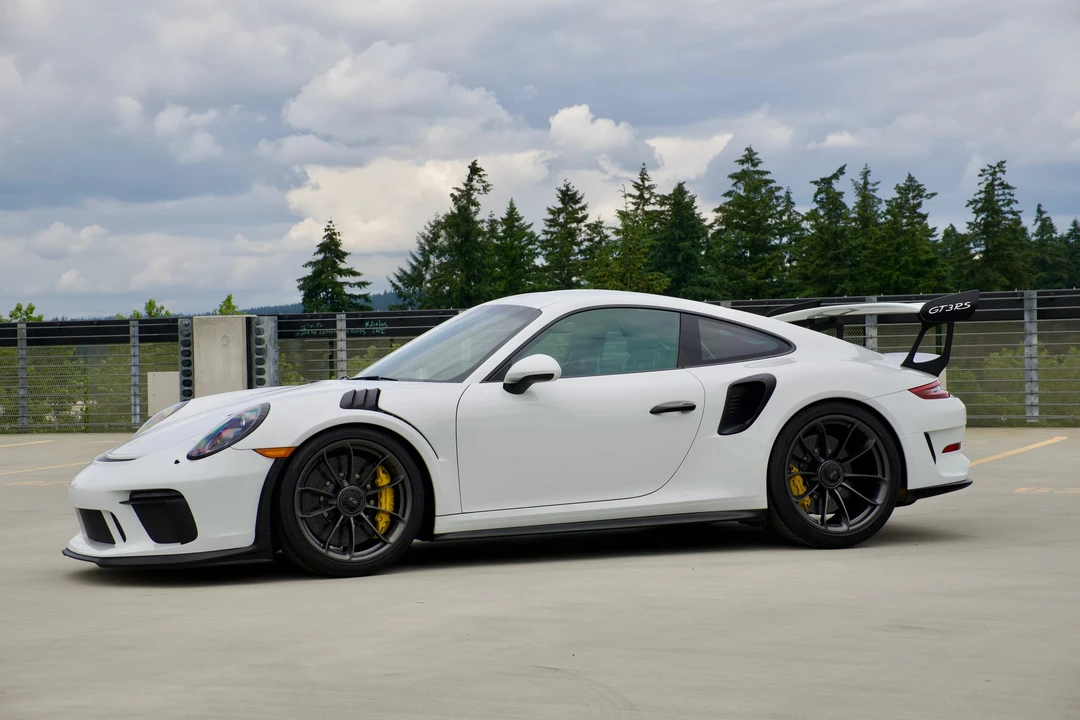 2019 Porsche 991 GT3 RS - Image 9 of 31
