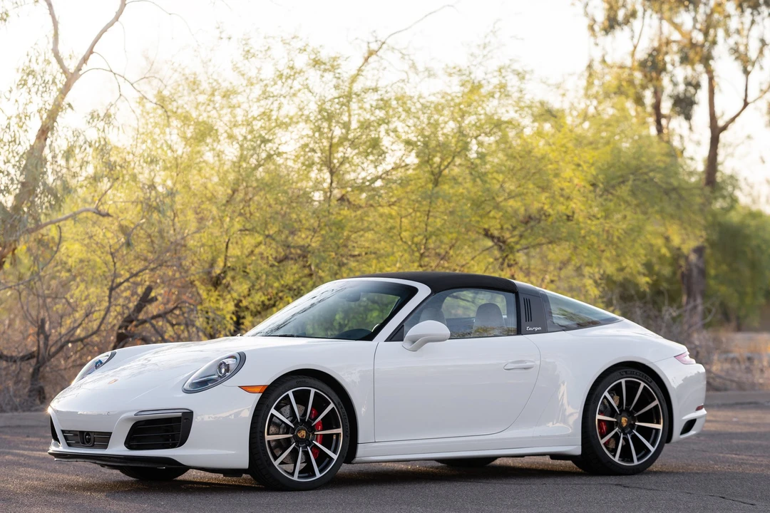 2019 Porsche 991 Targa 4 & 4S - Image 28 of 31