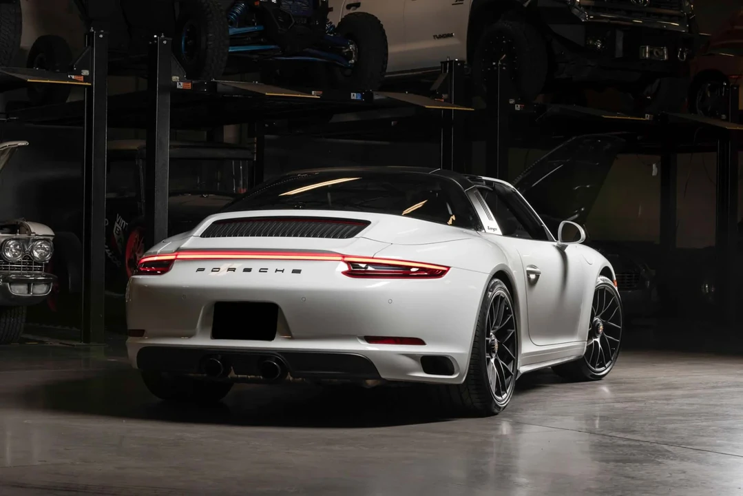 2019 Porsche 991 Targa 4 GTS - Image 5 of 6